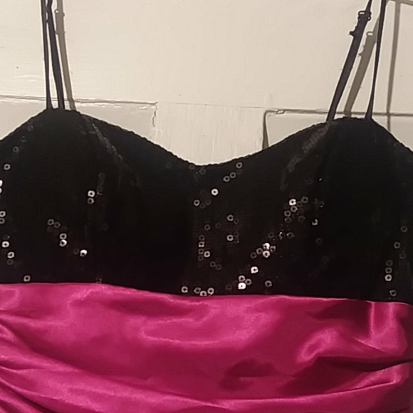 B. Darlin Dress - Picture 3 of 5